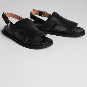 ALIAS MAE PAYTON BLACK SANDAL - 37 Black